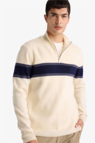 Slim Fit Zippered Turtleneck Knitwear Pullover