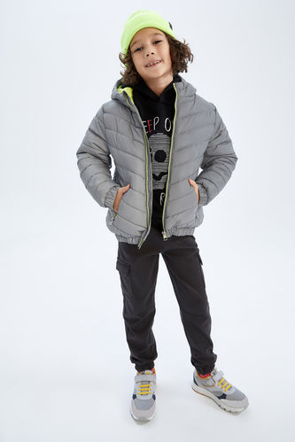 Boy Waterproof Hooded Plush Lining Puffer Jacket
