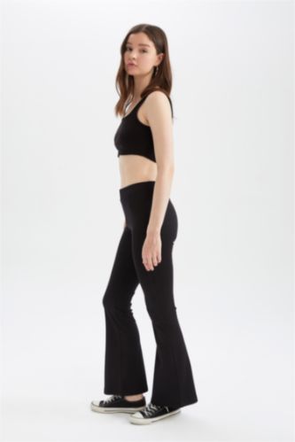 Kadın Siyah Normal Bel Flare Fıt Pantolon