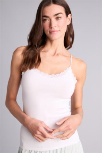 Kadın Beyaz Dantel Detaylı Pamuklu İç Atlet