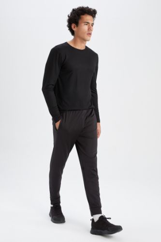 Defacto Man Slim Fit Scuba Jogger @ Best Price Online