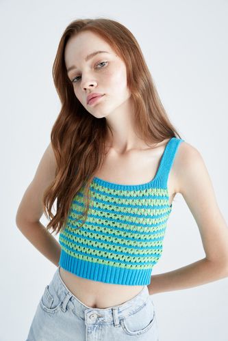 Coool Fitted Striped Crew Neck Strap Crochet Singlet