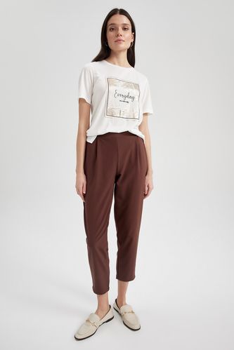 Brown WOMAN jogger Elastic Band Trousers 2647022 | DeFacto