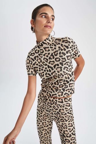 ұзартылған жаға leopard джакар Қысқа жеңді футболка