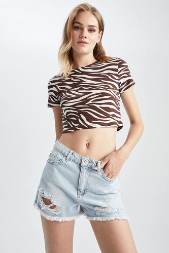 Slim Fit Crew Neck Zebra Patterned Short Sleeve Crop T-Shirt