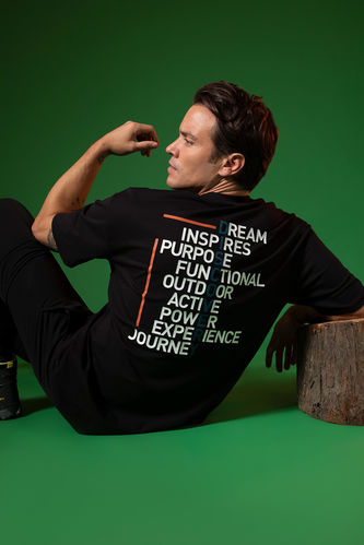 Oversize Fit Discovery Lizenziertes T-Shirt mit Rundausschnitt