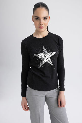 Traditional Regular Fit Crew Neck Star Patterned Long Sleeved T-Shirt