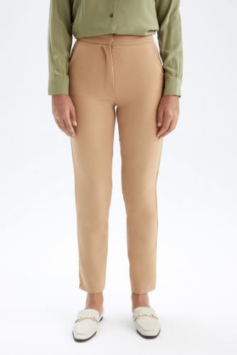 CARROT FIT TROUSERS WITH BELT - camel