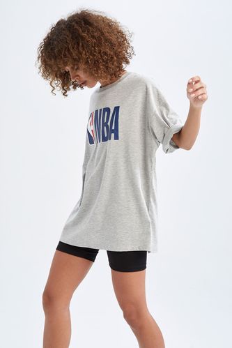 Grey WOMAN NBA Oversize Fit Short Sleeve T-Shirt 2068889 | DeFacto