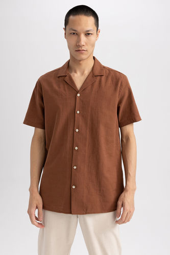 Modern Fit Cropped Collar Short Sleeve Shirt