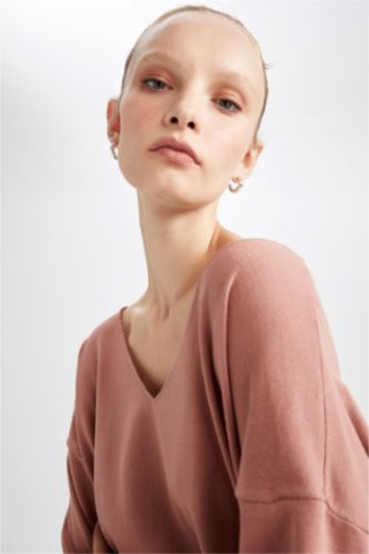 Woman Rose Oversize Fit Pullover