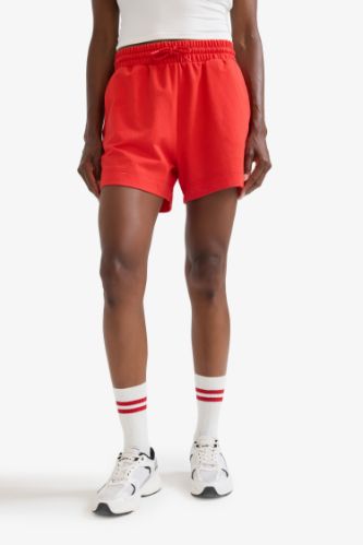 DeFactoFit Standart Fit Sporcu Kısa Paça Basic Düz Kırmızı Şort