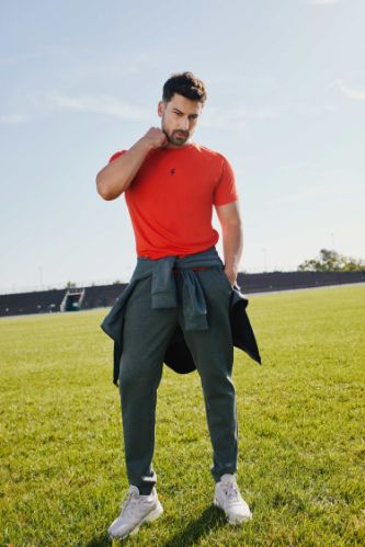 Joggers in scuba fabric