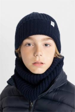 BOY SCARF BERET SET OF 2