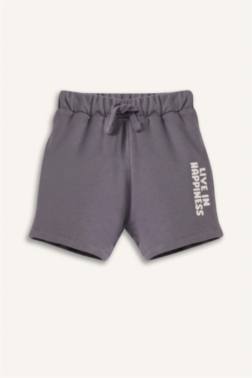 شورت بيبي ولادي بطبعة شعار قماش رقيق قصة عادية