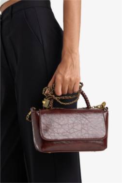 KADIN SUNİ DERİ ÇAPRAZ ÇANTA