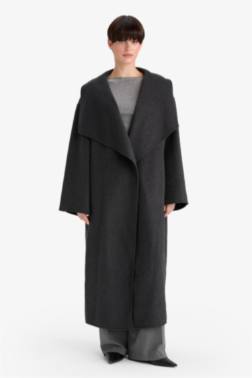 REGULAR FİT DÜĞMELİ UZUN KAŞE KABAN