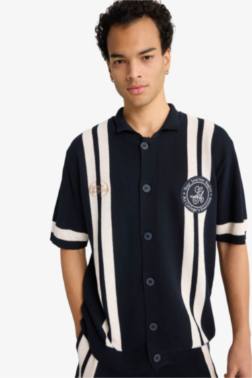 RELAX FİT POLO YAKA KISA KOLLU DÜĞMELİ TİŞÖRT