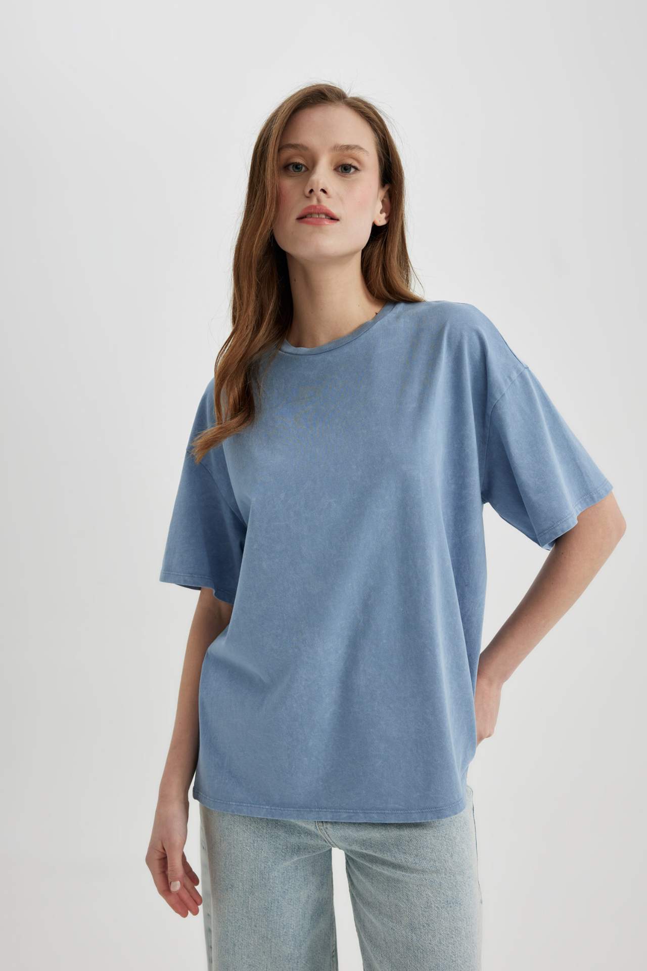 Grey WOMAN Oversize Fit Crew Neck Washable T-Shirt 3062213 | DeFacto