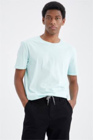 MAN T-Shirt Models | DeFacto