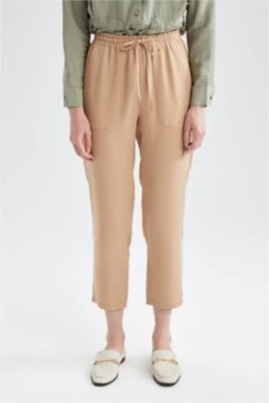 WOMAN Trousers Models | DeFacto