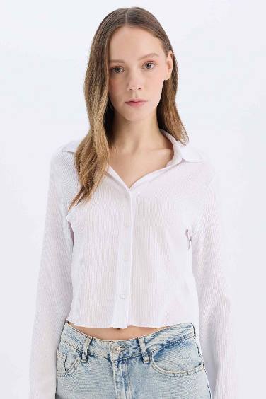 Fitted Basic Buttoned Long Sleeve Crop White Shirt