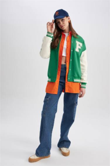 جاكيت بومبر اوفر سايز مفصل بجيب