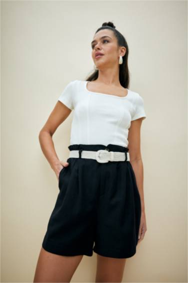 Fitted U-Neck Basic Short Sleeve Crop T-Shirt