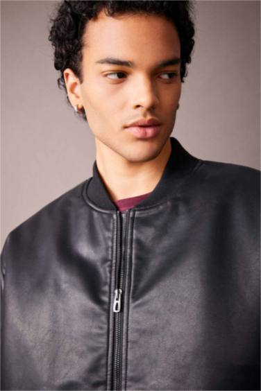 جاكيت بومبر جلد صناعي اوفر سايز