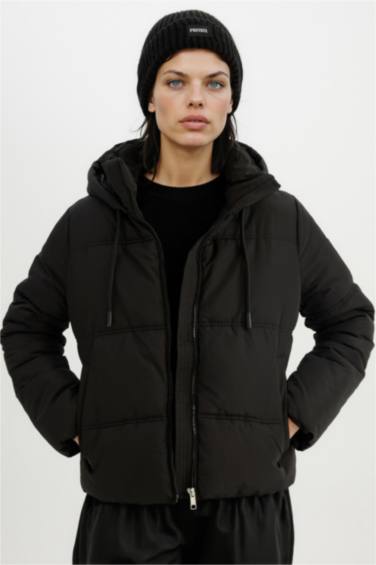 Su Geçirmez Puffer Şişme Mont Oversize Geniş Kalıp Kapüşonlu Isı Yalıtımlı Rüzgar Geçirmez