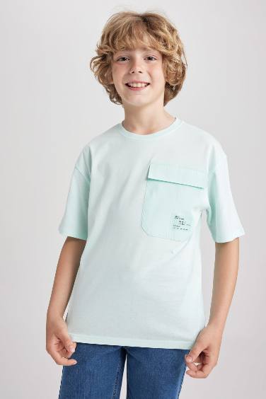 Boy Oversize Fit Crew Neck Pocket Printed Short Sleeve T-Shirt