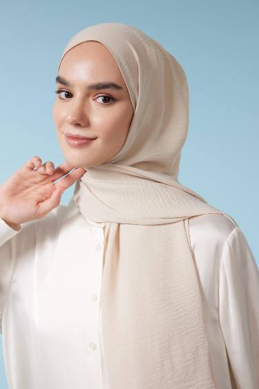 Woman Basic Hijab Scarf