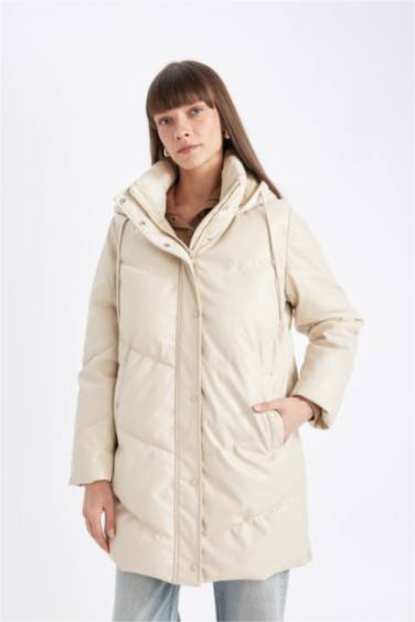 бас киімді Пальто