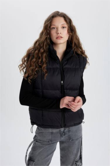 Gilet Doudoune Imperméable à Coupe Régulière