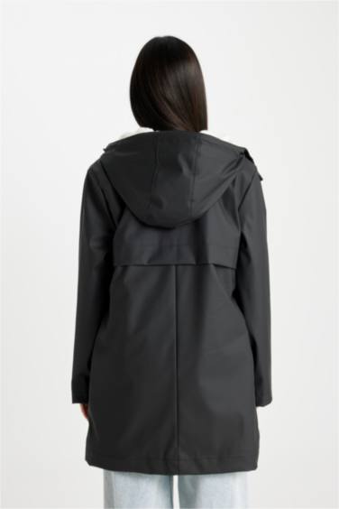 Su Geçirmez Yağmurluk - Görsel 9