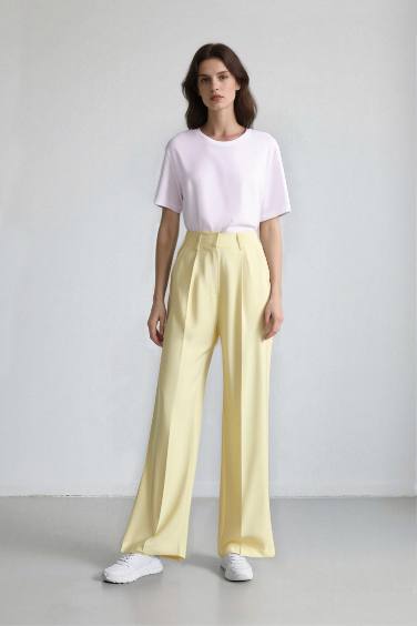 بنطلون قماش ايوسل وايد ليج برجل واسع بجيب من Afra x Defacto