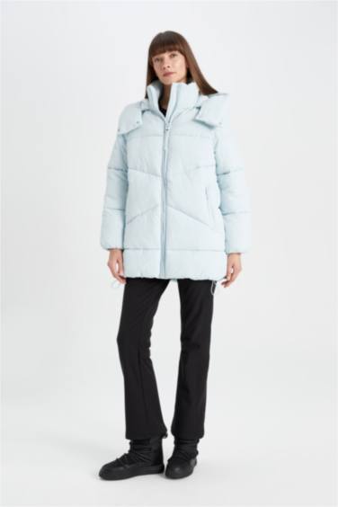 бас киімді Пальто