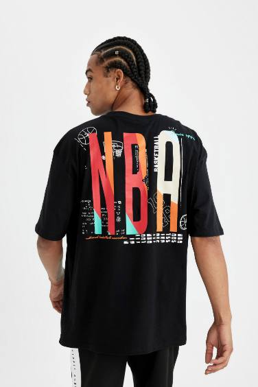 DeFactoFit NBA Wordmark  Oversize Fit Geniş Kesim Bisiklet Yaka Sırt Baskılı Pamuklu Kısa Kollu Tişört