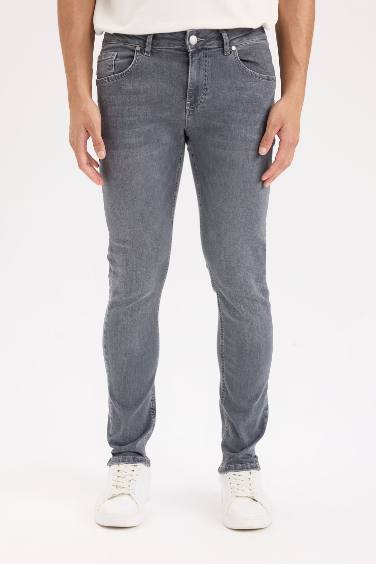 Jean Skinny Taille Normale Et Jambe Étroite