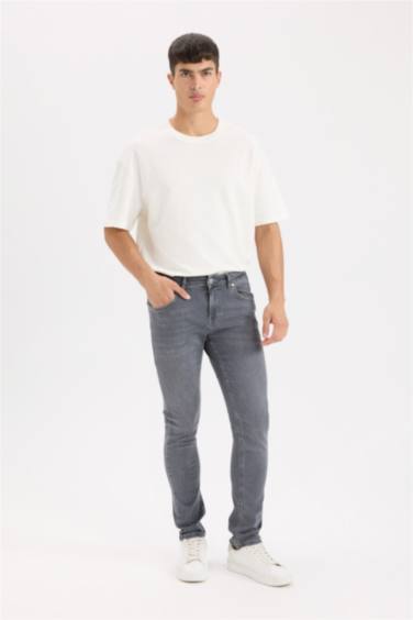 بنطلون جينز كارلو سكيني فيت بخصر عادي