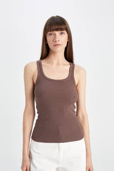 Slim Fit Camisole Round Collar Tank Top