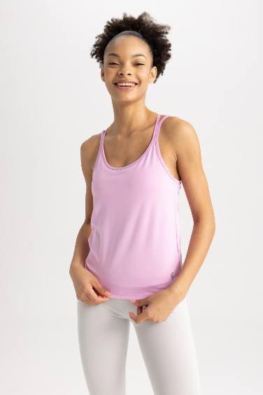 ديباردور رياضي قصة عادية من DeFactoFit