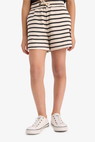 شورت بناتي قماش خفيف