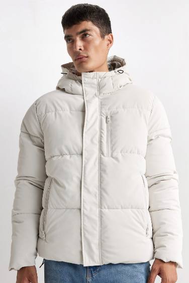 Water Repellent Regular Fit Puffer Jacket