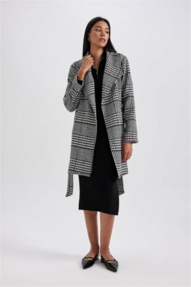 Пальто стандартного крою з кашеміру для жінок