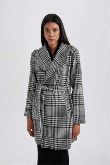 Пальто стандартного крою з кашеміру для жінок