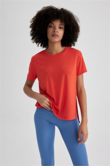 Standard Fit Crew Neck Sports T-Shirt