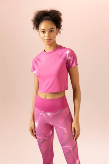 تيشيرت رياضي قصير توب برقبة مستديرة