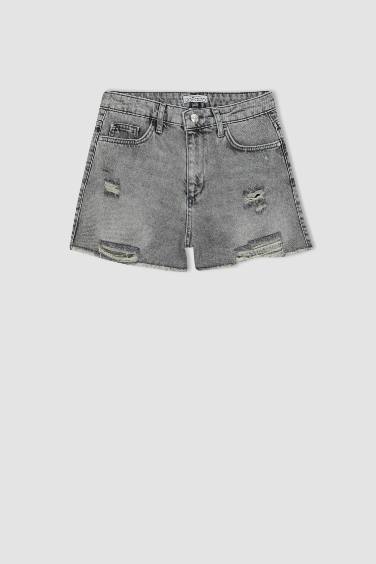 Normal Waist Cropped Side Leg Jean Shorts