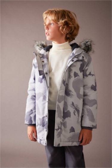 Boy Waterproof Camouflage Patterned Hooded Removable Fur Plush Lining Jacket